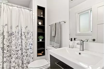 10308 NE Manor Dr, Vancouver, WA 98686 - Photo 19