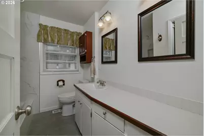 6290 Carman Dr, Lake Oswego, OR 97035 - Photo 19