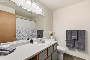 13216 NE Salmon Creek Ave, Vancouver, WA 98686 - Photo 19