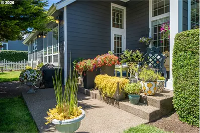 205 SW 58th St, South Beach, OR 97366 - Photo 39