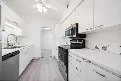 1500 SW 5th Ave #802, Portland, OR 97201 - Photo 11