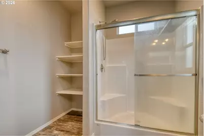 105 Columbia St, Helix, OR 97835 - Photo 21