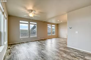 105 Columbia St, Helix, OR 97835 - Photo 5