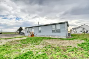 105 Columbia St, Helix, OR 97835 - Photo 1