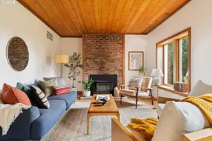 3366 NW Franklin Ct, Portland, OR 97210 - Photo 3