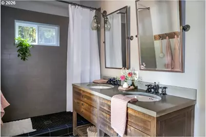 5104 SE Long St, Portland, OR 97206 - Photo 23