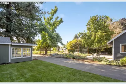 5104 SE Long St, Portland, OR 97206 - Photo 47
