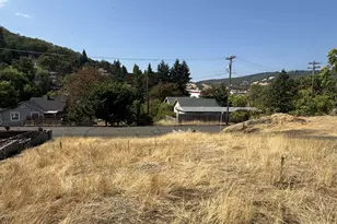 1224 SE Booth Ave, Roseburg, OR 97470 - Photo 13