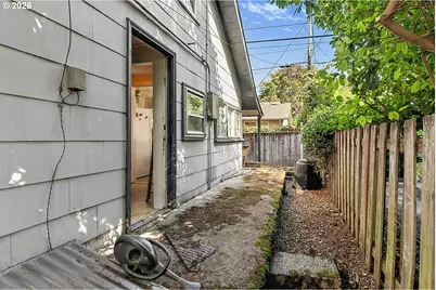 963 Madison St, Eugene, OR 97402 - Photo 31