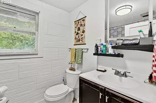 963 Madison St, Eugene, OR 97402 - Photo 15