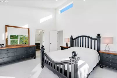 77 NE 58th Ave, Portland, OR 97213 - Photo 17