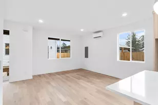 6441 SE 88th Ave, Portland, OR 97217 - Photo 5