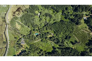 94010 N Way Ln, North Bend, OR 97459 - Photo 7