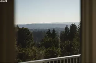 4141 SW Washouga Ave, Portland, OR 97239 - Photo 33