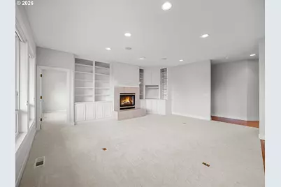 8906 SW 172nd Pl, Beaverton, OR 97007 - Photo 9