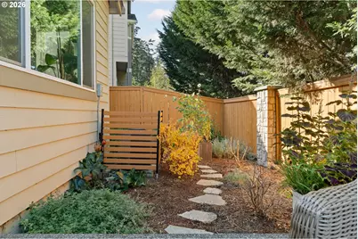 20869 SW Edgemont St, Beaverton, OR 97003 - Photo 29