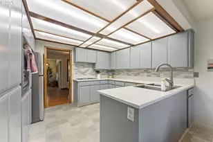 2358 Ptarmigan St, Salem, OR 97304 - Photo 17