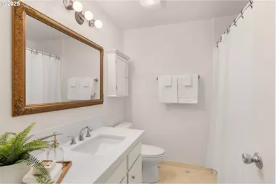 47 Eagle Crest Dr #26-B, Lake Oswego, OR 97035 - Photo 13