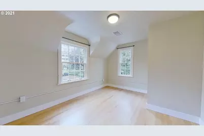 998 Ferry Ln, Eugene, OR 97401 - Photo 19