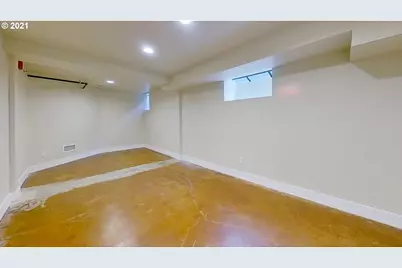 998 Ferry Ln, Eugene, OR 97401 - Photo 25
