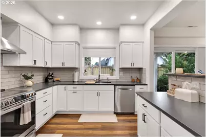 3335 Lake Glenn Dr, Eugene, OR 97408 - Photo 11