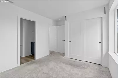 4851 NE Cully Blvd #6, Portland, OR 97218 - Photo 17