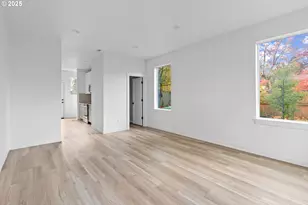 4851 NE Cully Blvd, Portland, OR 97218 - Photo 5