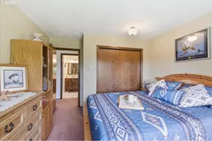 36909 Edgemont Dr, Lebanon, OR 97355 - Photo 31