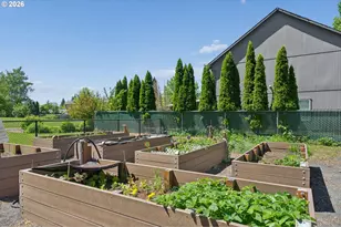 18811 SW Bonnie Meadow Ln, Beaverton, OR 97003 - Photo 5