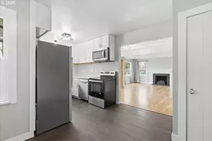 1084 24th St, Salem, OR 97301 - Photo 17