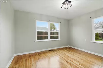 1084 24th St, Salem, OR 97301 - Photo 21