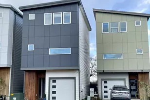 9023 NE Hoyt St, Portland, OR 97220 - Photo 23