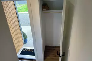 9023 NE Hoyt St, Portland, OR 97220 - Photo 21