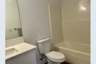 9023 NE Hoyt St, Portland, OR 97220 - Photo 17