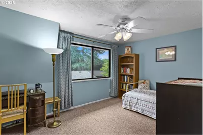 14523 NE Stanton Ct, Portland, OR 97230 - Photo 21