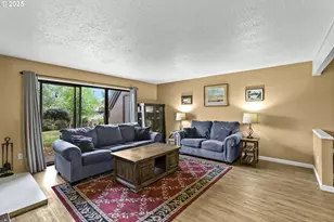 14523 NE Stanton Ct, Portland, OR 97230 - Photo 3