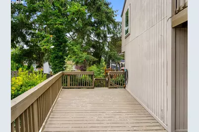 11641 SE Flavel St, Portland, OR 97266 - Photo 41