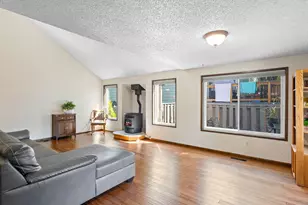 11641 SE Flavel St, Portland, OR 97266 - Photo 9