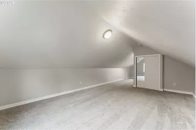 900 W 16th St, Vancouver, WA 98660 - Photo 15