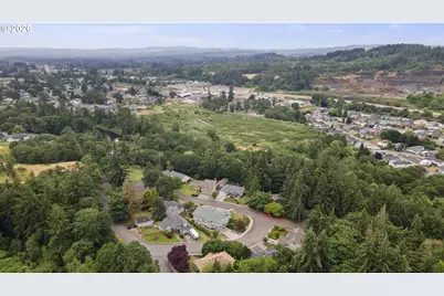 114 Forest Park Dr, Saint Helens, OR 97051 - Photo 43