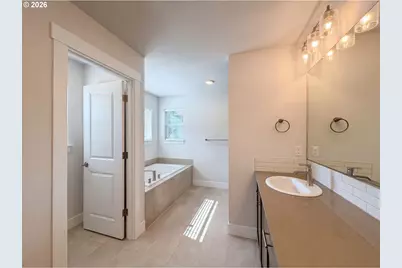 12706 SW Incline Dr, Beaverton, OR 97007 - Photo 11
