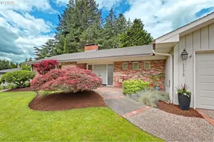 1275 SW Orinda Way, Portland, OR 97225 - Photo 3