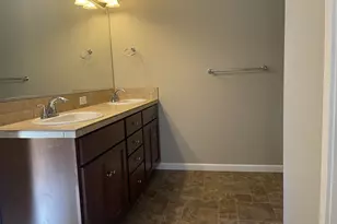 323 NW Pacific Hills Dr, Willamina, OR 97396 - Photo 7