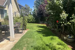 323 NW Pacific Hills Dr, Willamina, OR 97396 - Photo 25