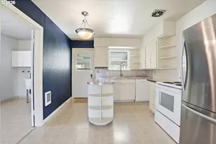 3500 E 21st St, Vancouver, WA 98661 - Photo 13