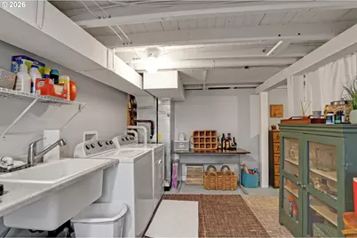 1654 N Willamette Blvd, Portland, OR 97217 - Photo 23