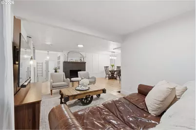 5711 W A St, West Linn, OR 97068 - Photo 9