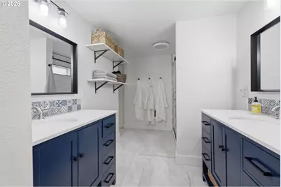 5711 W A St, West Linn, OR 97068 - Photo 19