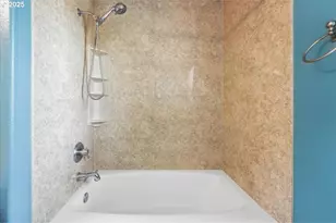 2799 SE Palmer Ct, Hillsboro, OR 97123 - Photo 19