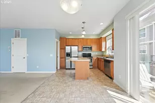 2799 SE Palmer Ct, Hillsboro, OR 97123 - Photo 9